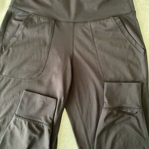 Yogalicious Black High-Waisted Leggings with Stretch Fit